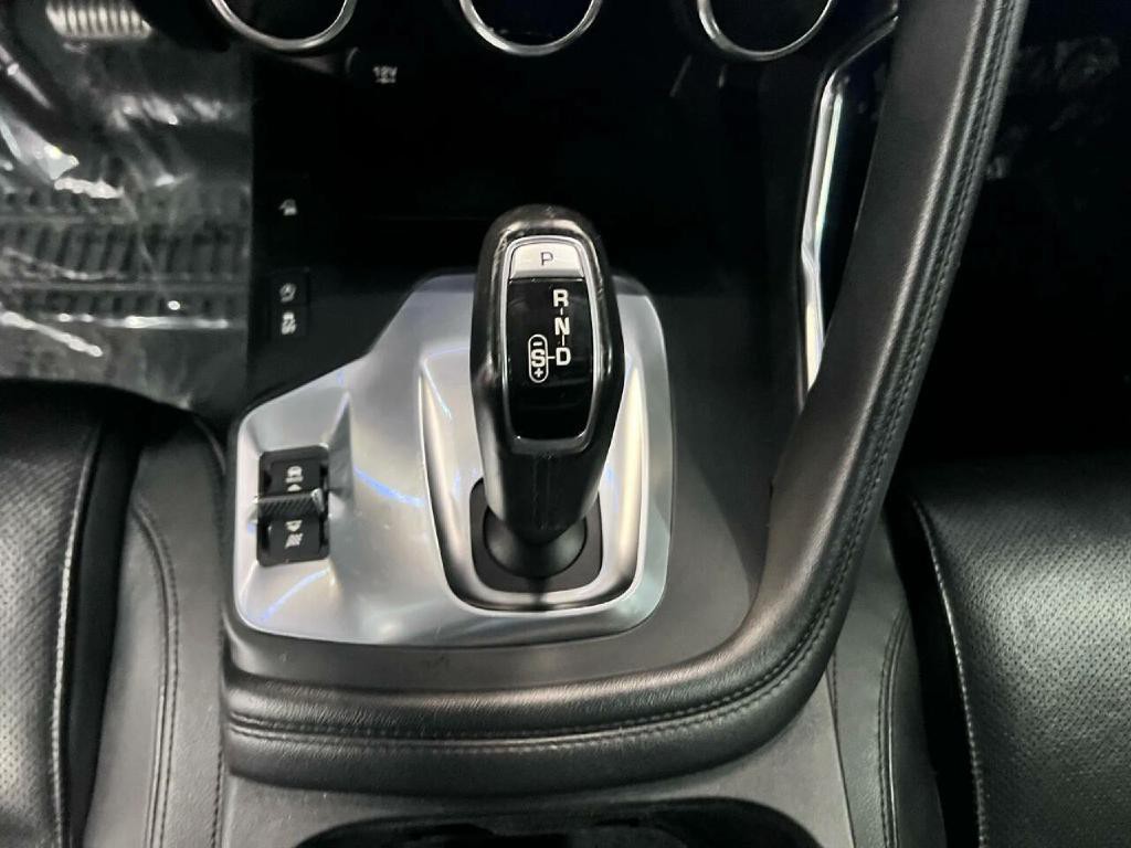 2018 Jaguar E-pace Image 18