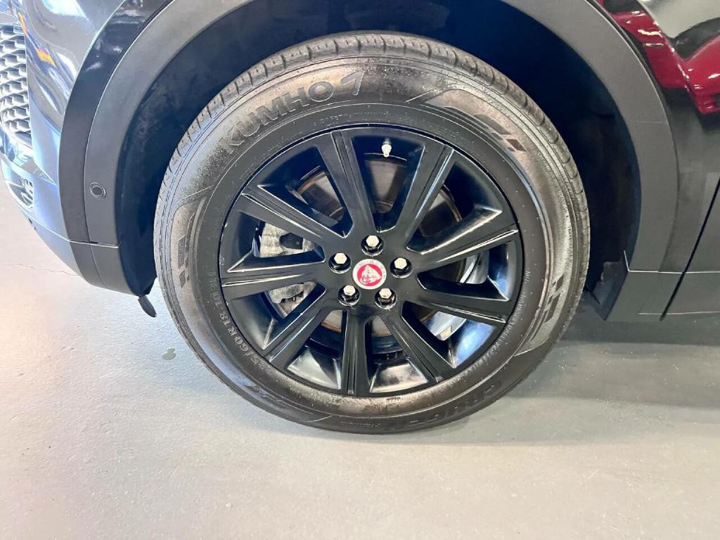 2018 Jaguar E-pace Image 36