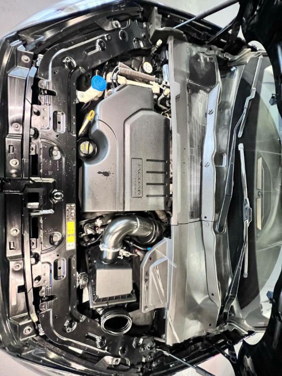 2018 Jaguar E-pace Image 39