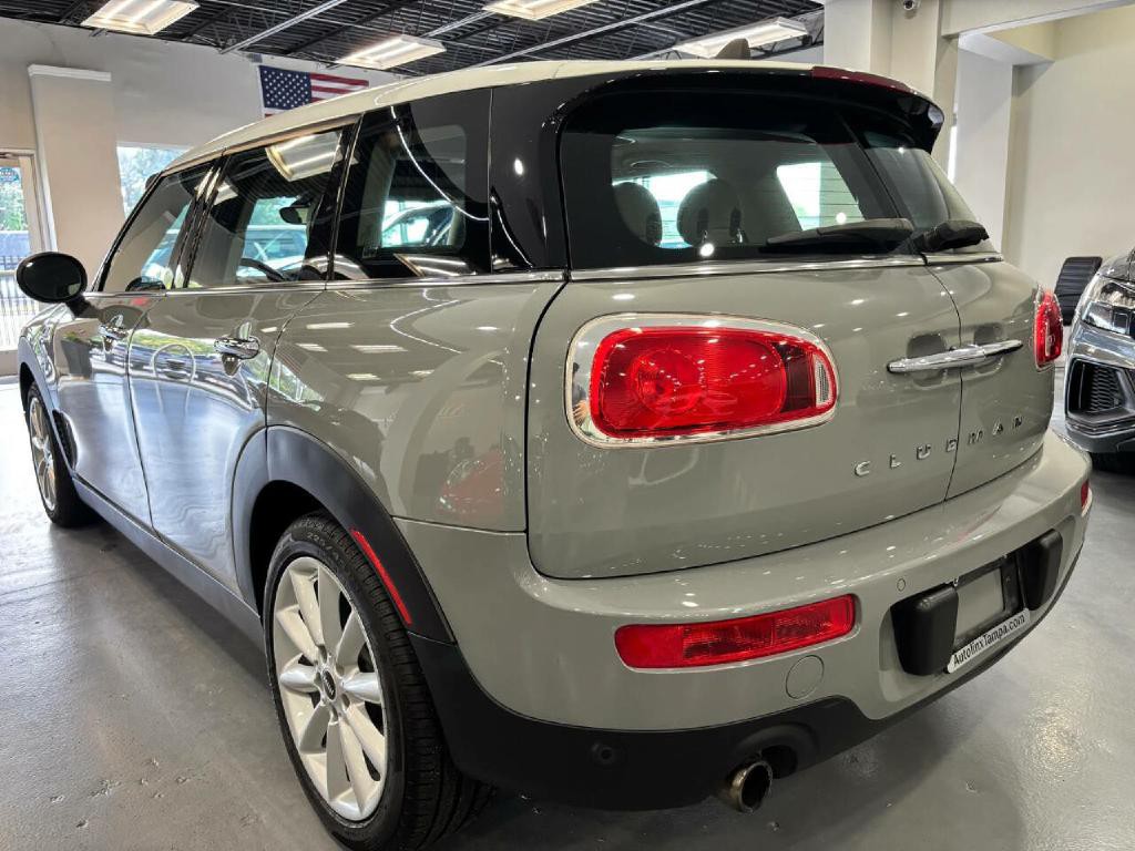 2017 MINI Cooper Clubman Image 5