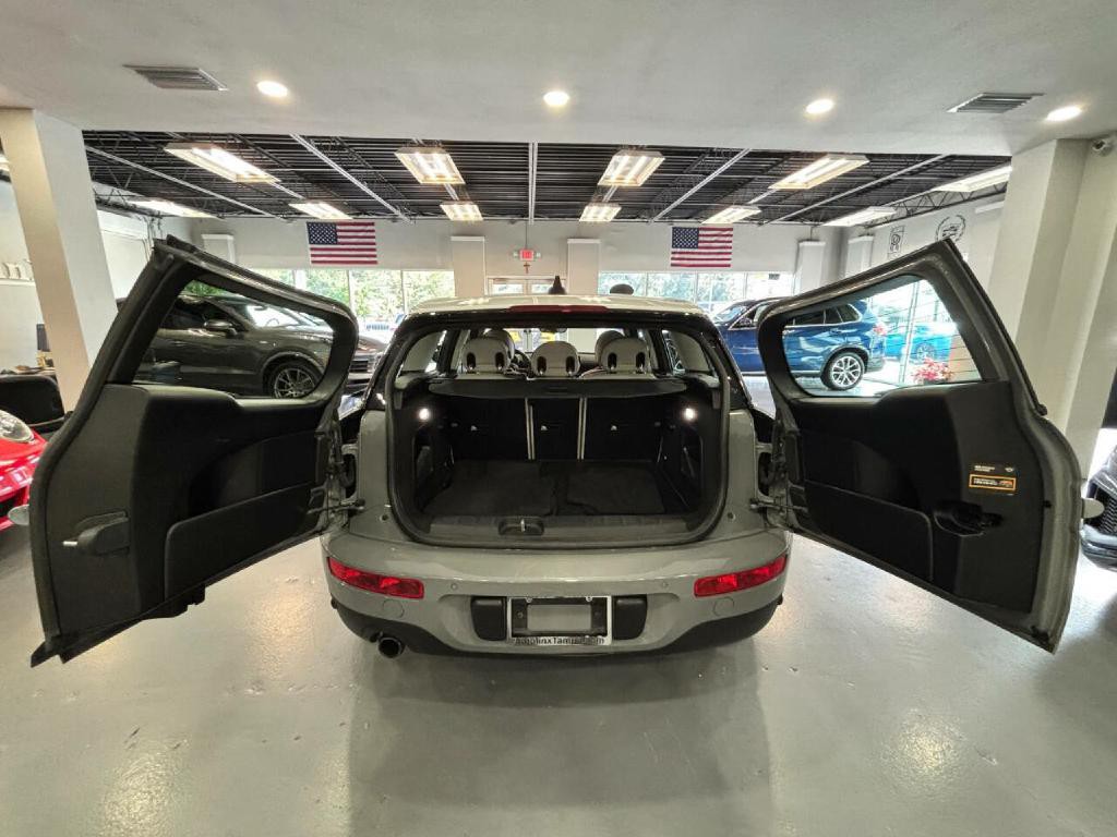 2017 MINI Cooper Clubman Image 41