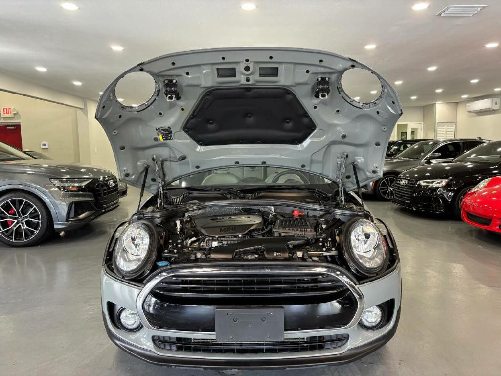 2017 MINI Cooper Clubman Image 43