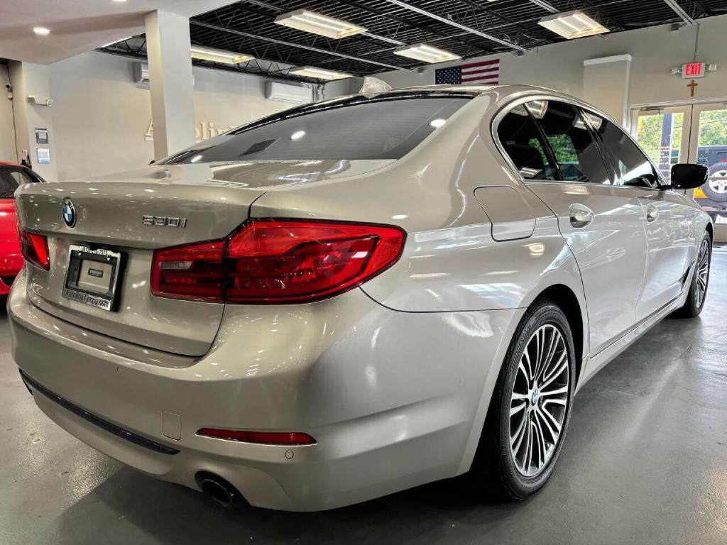 2019 BMW 5 Series Image 7