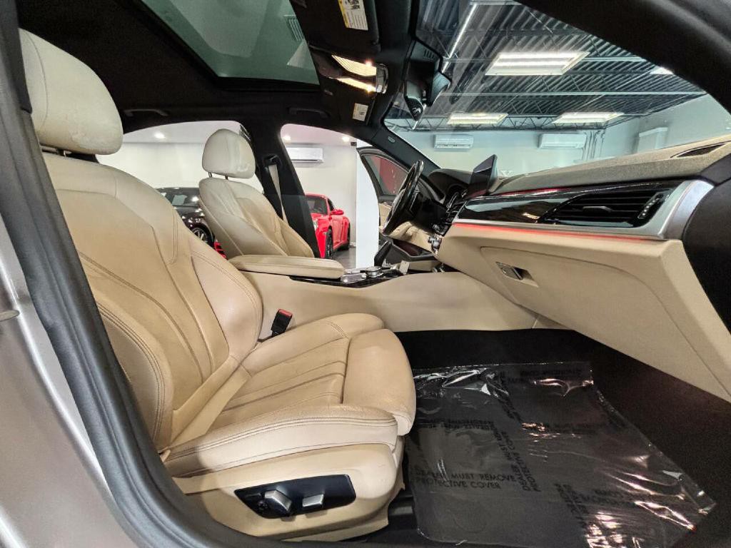 2019 BMW 5 Series Image 20