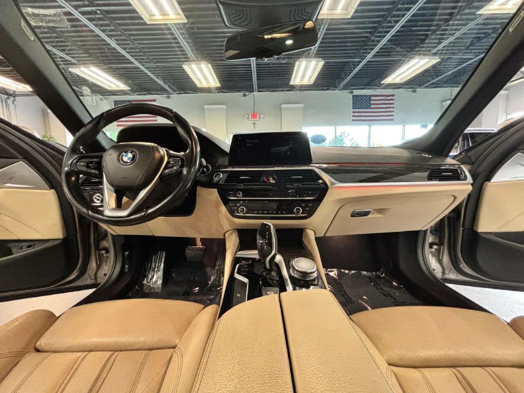 2019 BMW 5 Series Image 23