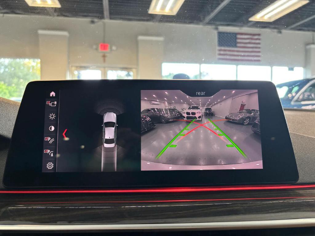 2019 BMW 5 Series Image 32