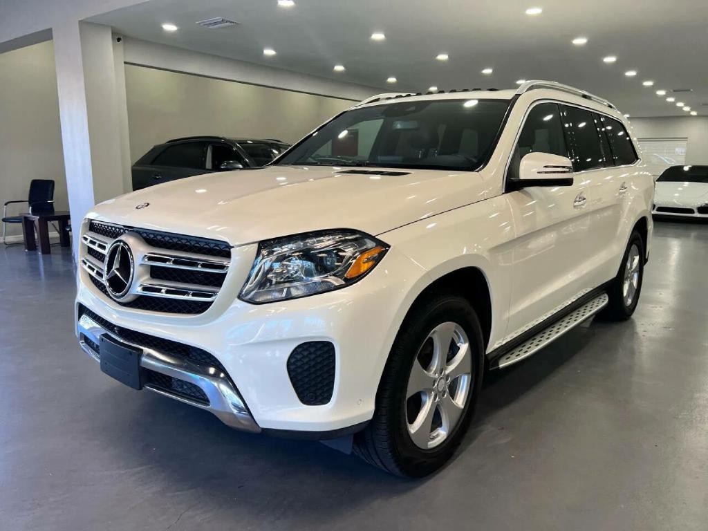2017 Mercedes-Benz GLS-Class Image 3