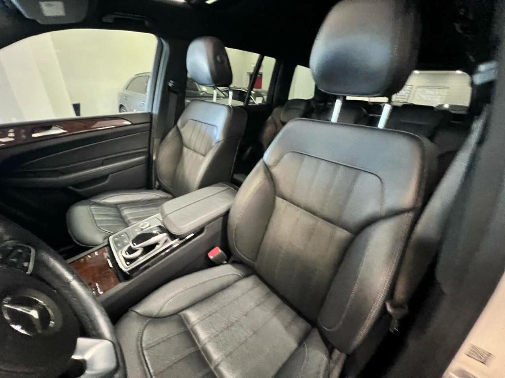 2017 Mercedes-Benz GLS-Class Image 9