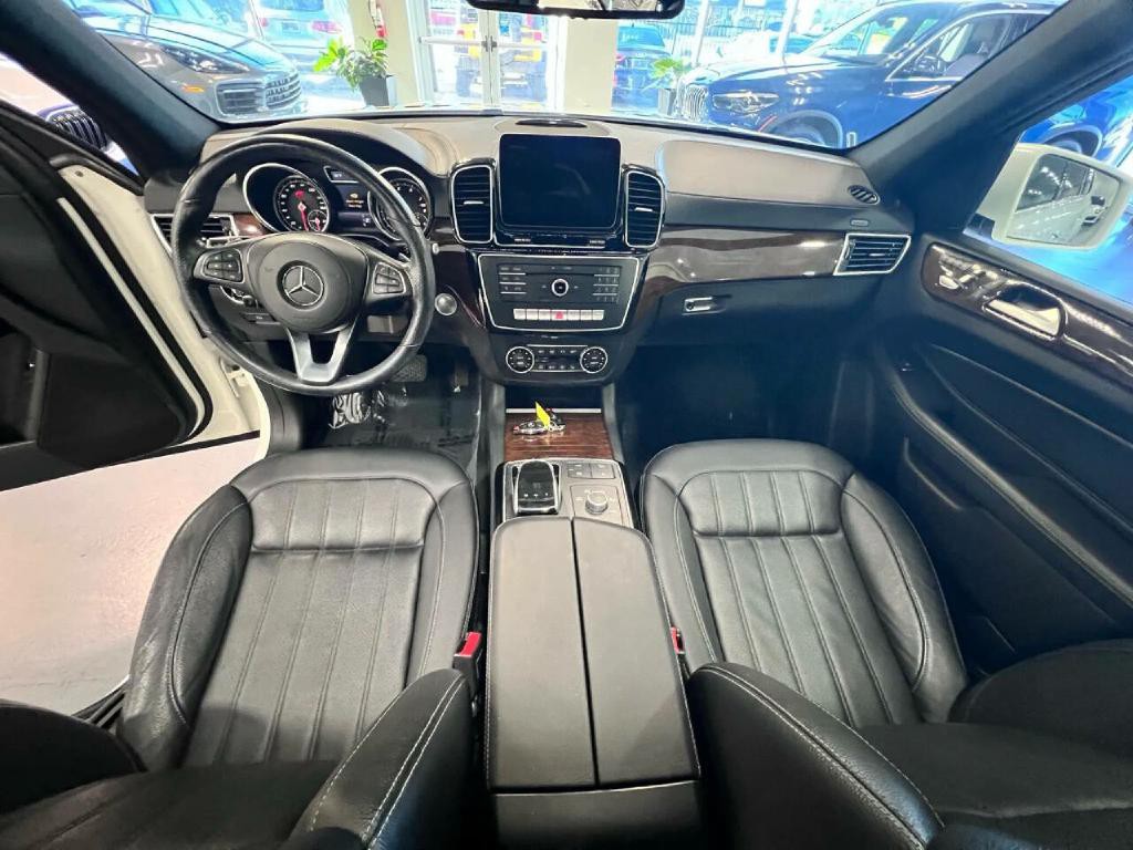 2017 Mercedes-Benz GLS-Class Image 14