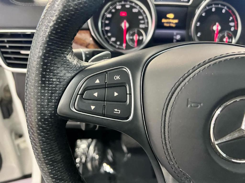 2017 Mercedes-Benz GLS-Class Image 17