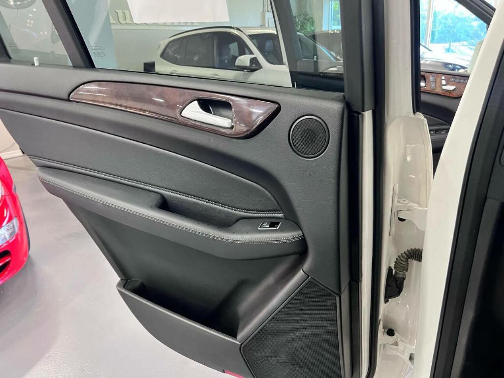 2017 Mercedes-Benz GLS-Class Image 21