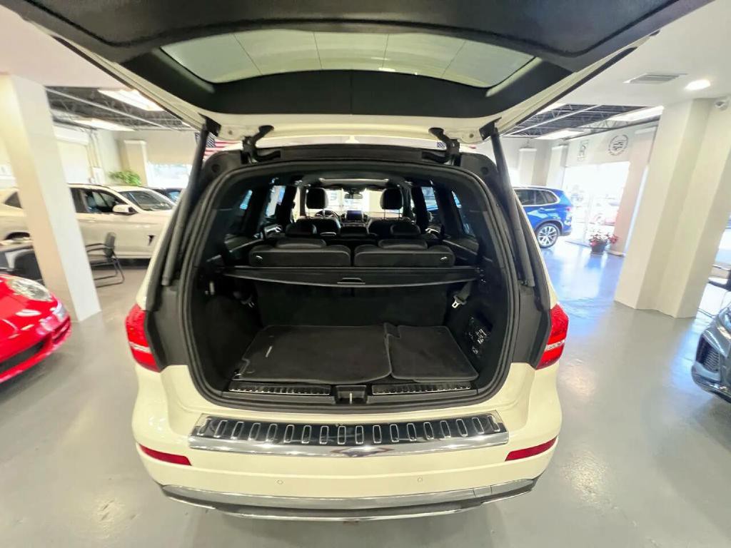 2017 Mercedes-Benz GLS-Class Image 24