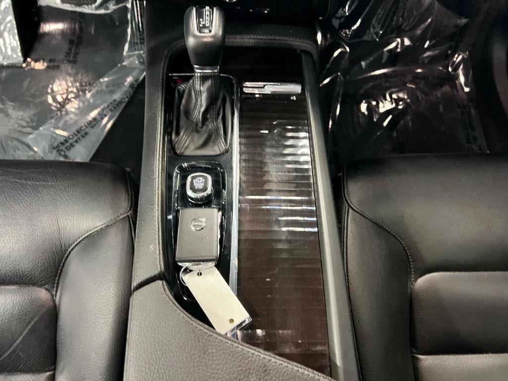 2019 Volvo XC90 Image 18