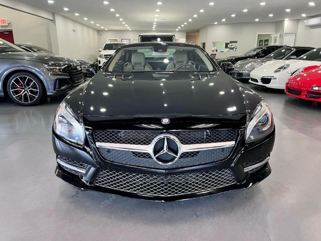 2013 Mercedes-Benz SL-Class Image 2