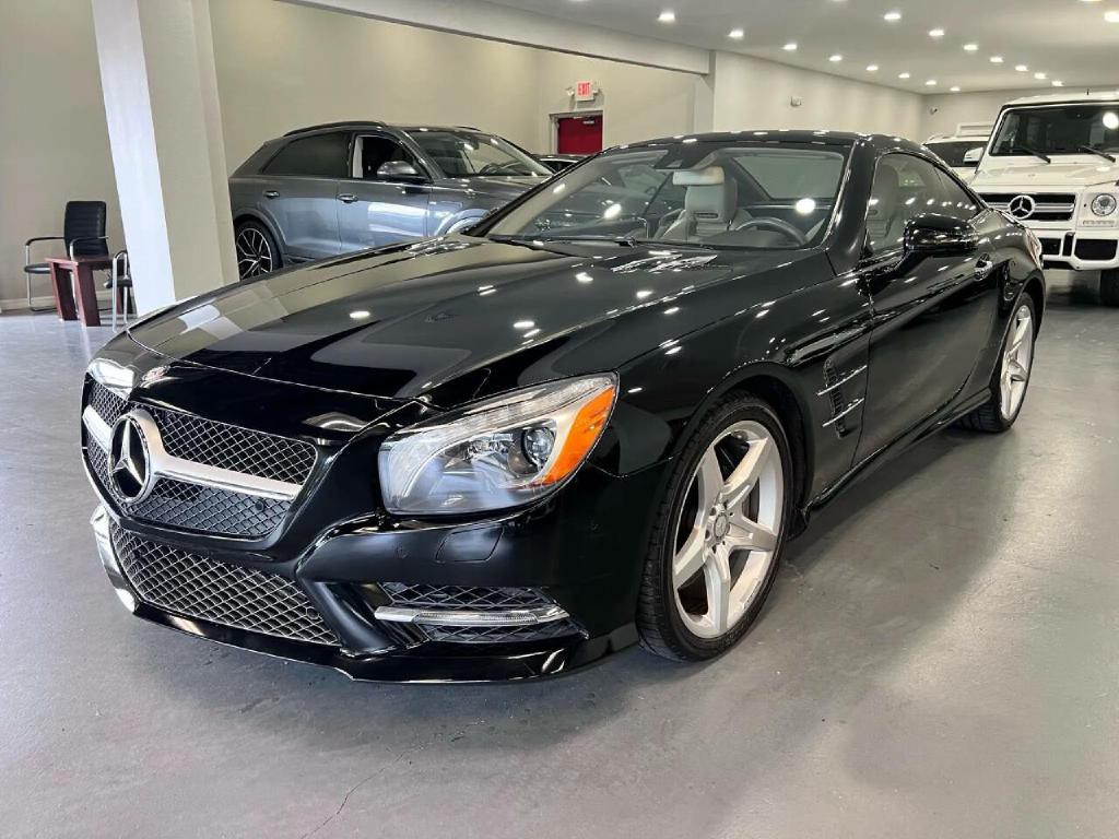 2013 Mercedes-Benz SL-Class Image 3