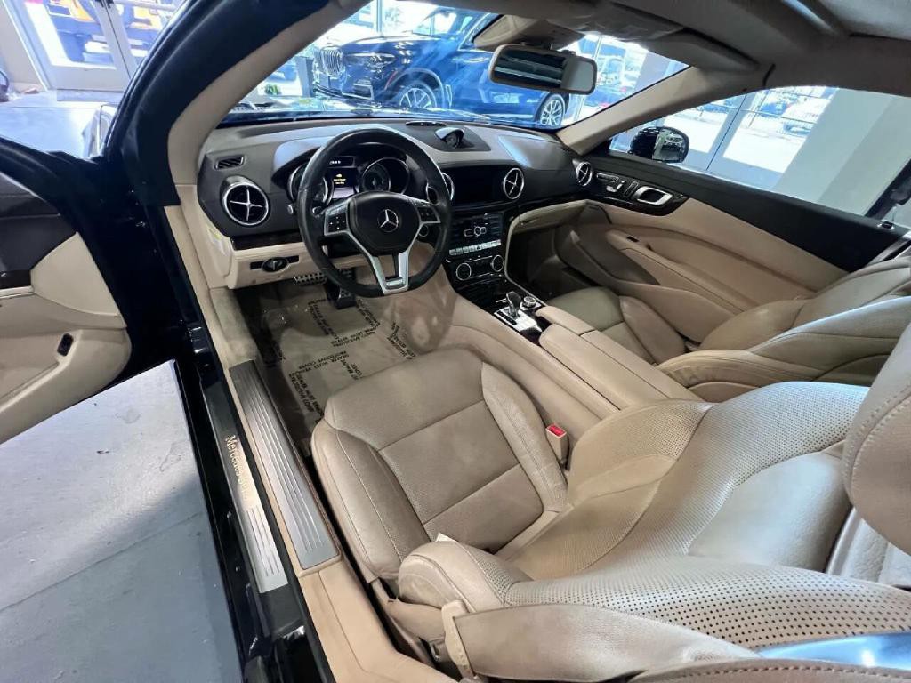 2013 Mercedes-Benz SL-Class Image 11