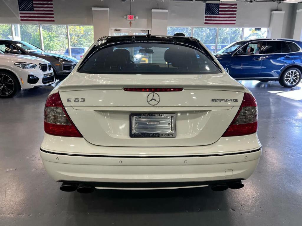 2009 Mercedes-Benz E-Class Image 5