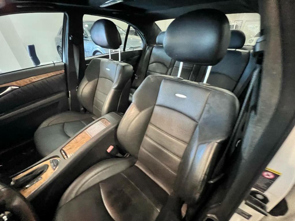 2009 Mercedes-Benz E-Class Image 10