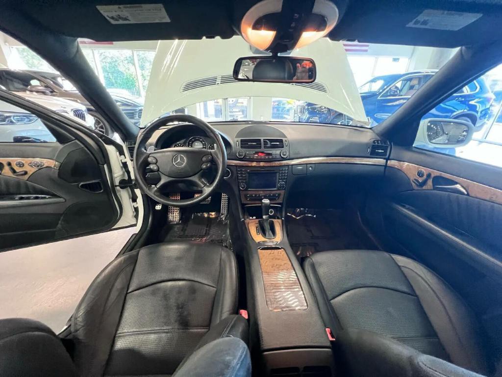 2009 Mercedes-Benz E-Class Image 13
