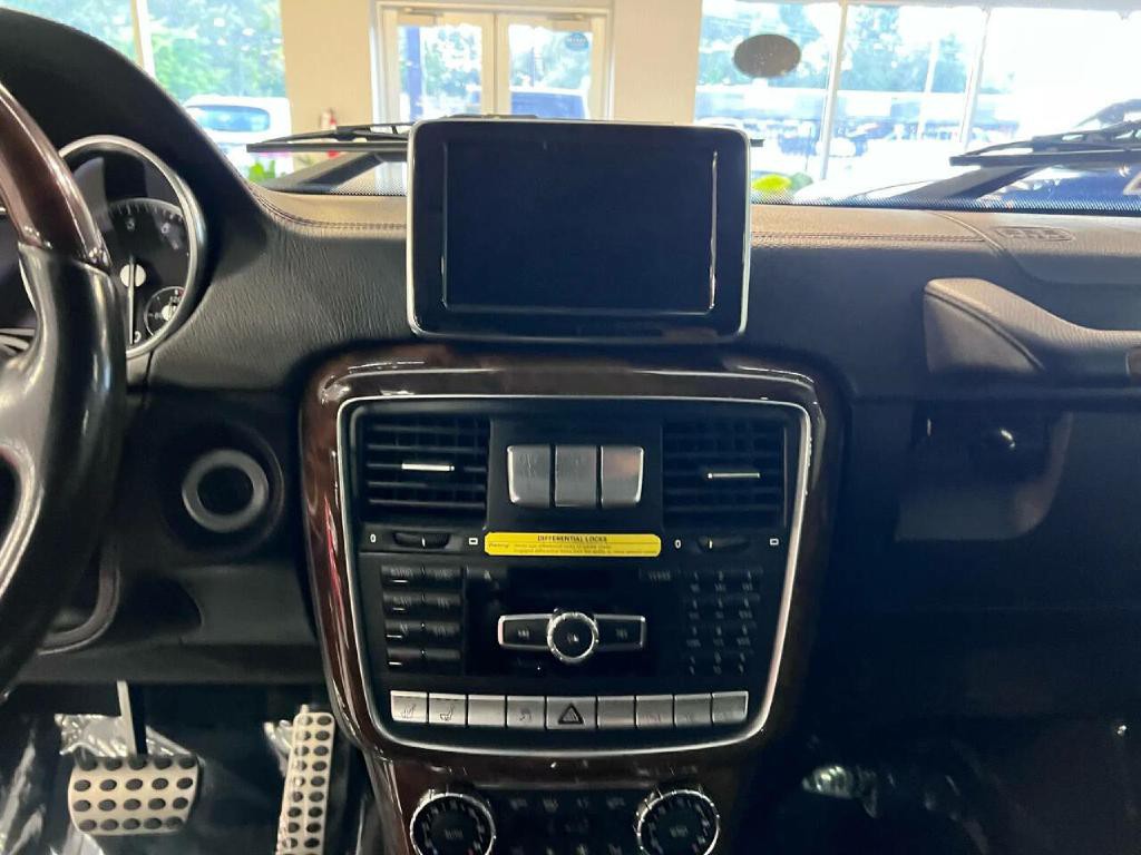 2015 Mercedes-Benz G-Class Image 18