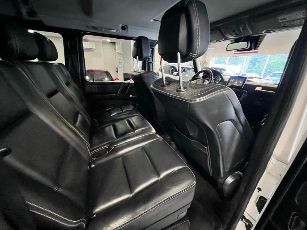 2015 Mercedes-Benz G-Class Image 26
