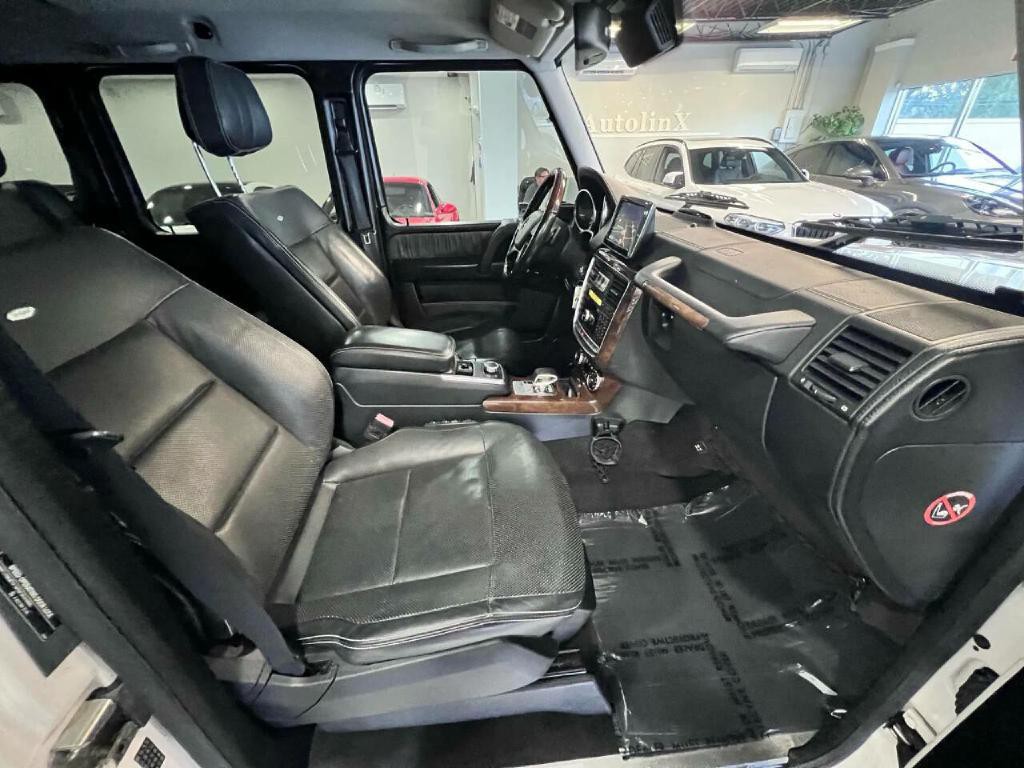 2015 Mercedes-Benz G-Class Image 28