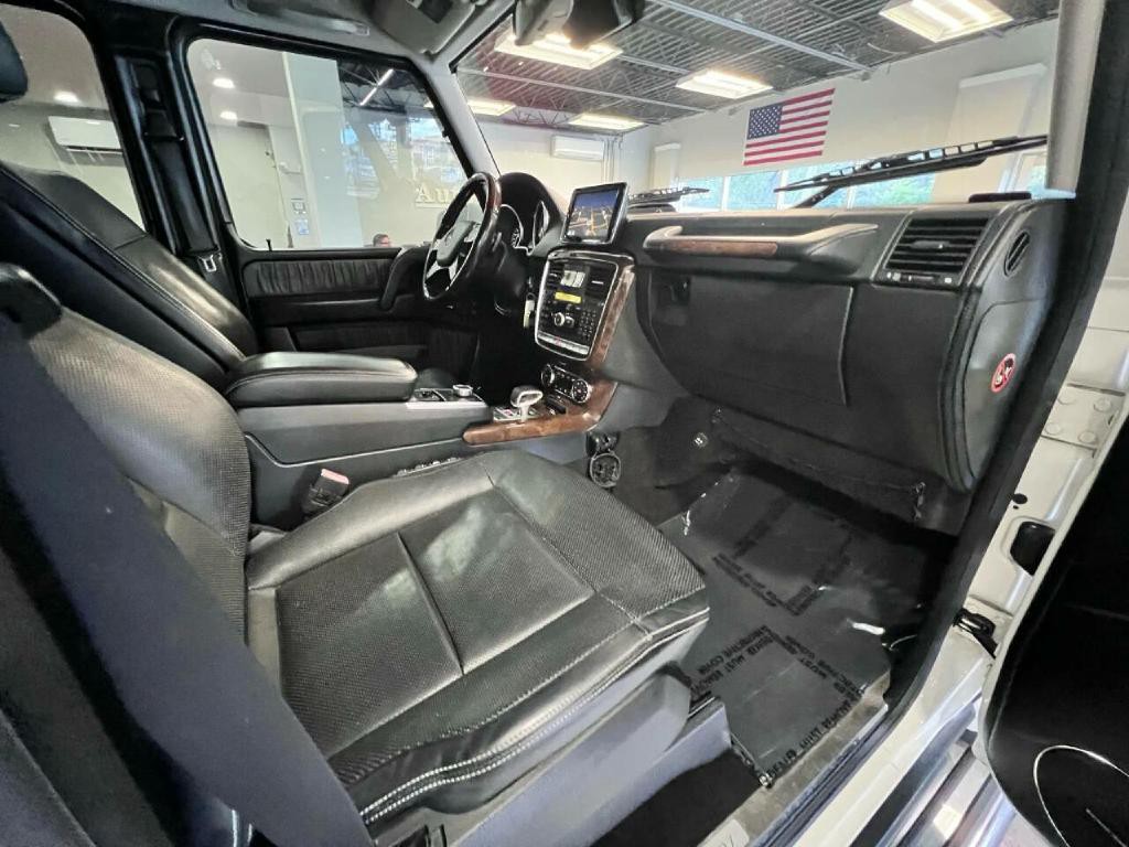 2015 Mercedes-Benz G-Class Image 29