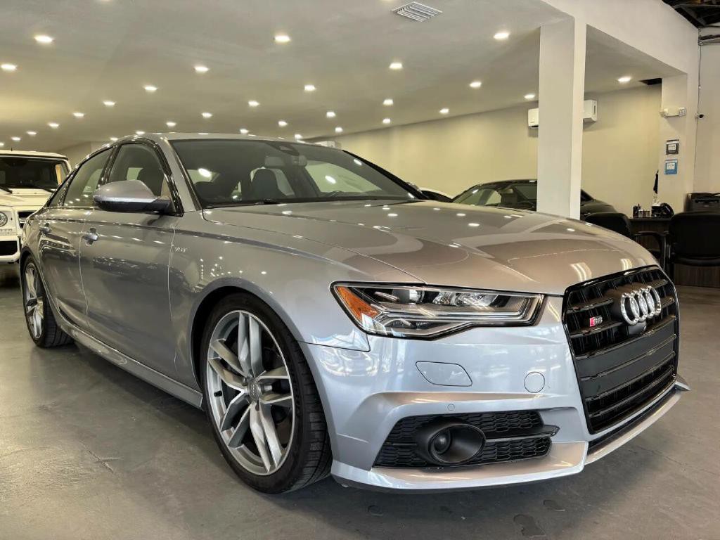 2018 Audi S6 Image 1