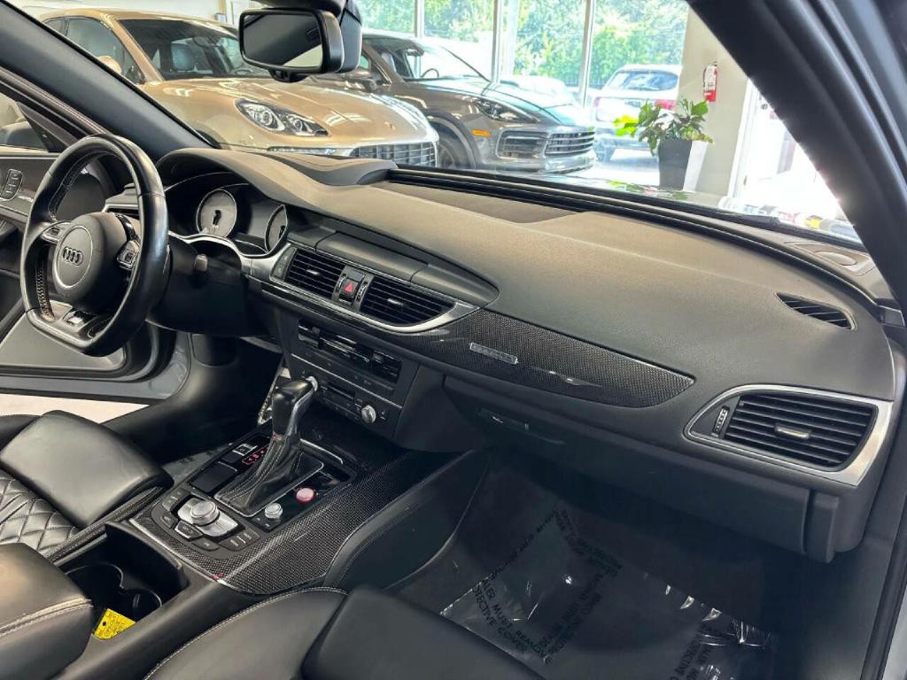 2018 Audi S6 Image 23