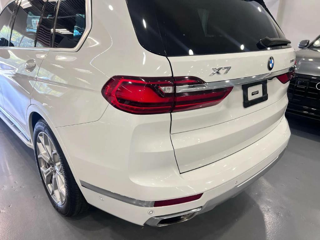 2019 BMW X7 Image 10