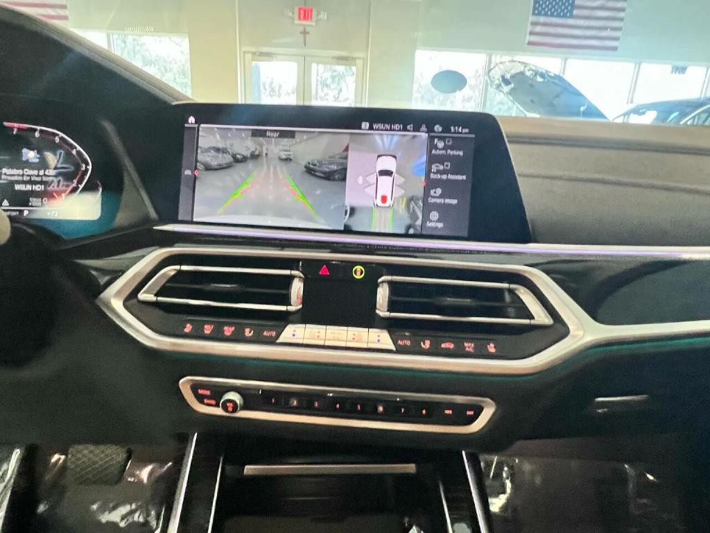 2019 BMW X7 Image 21