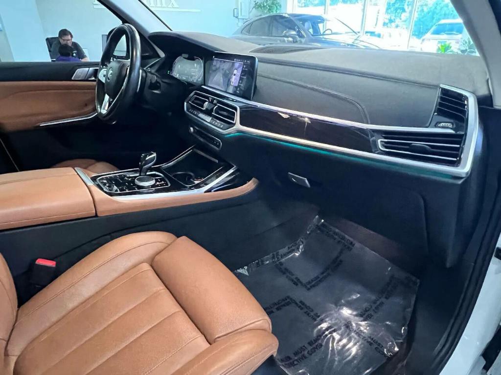 2019 BMW X7 Image 33