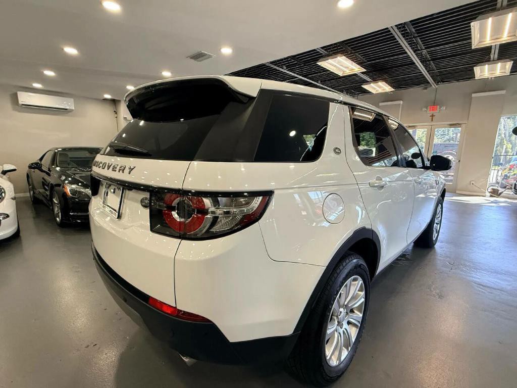 2017 Land Rover Discovery Sport Image 6