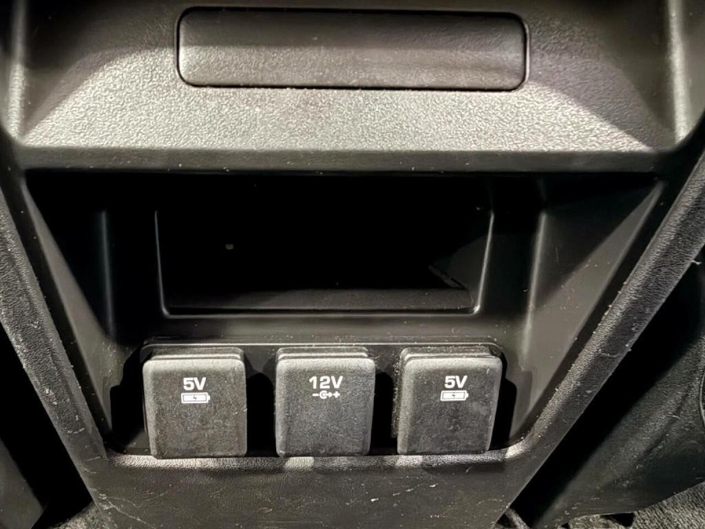 2017 Land Rover Discovery Sport Image 18