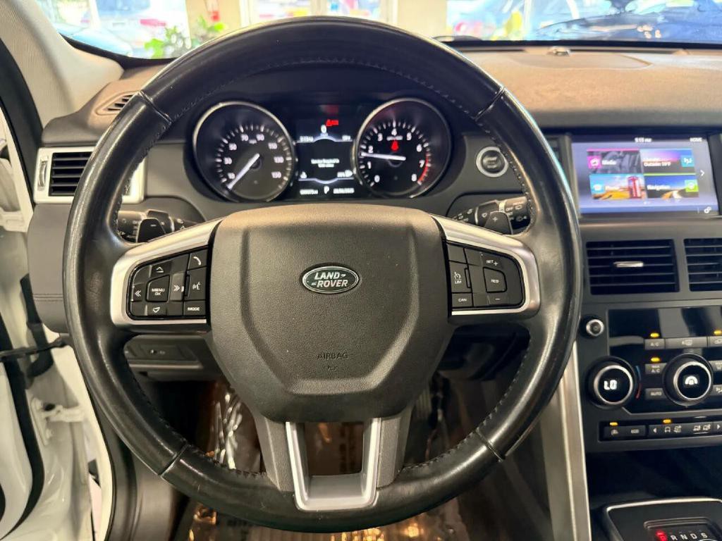 2017 Land Rover Discovery Sport Image 19