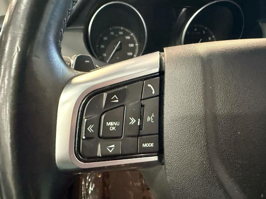 2017 Land Rover Discovery Sport Image 21