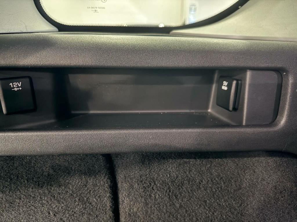 2017 Land Rover Discovery Sport Image 22