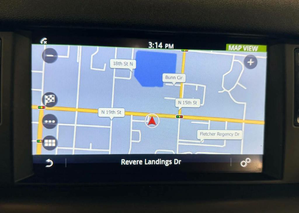 2017 Land Rover Discovery Sport Image 26