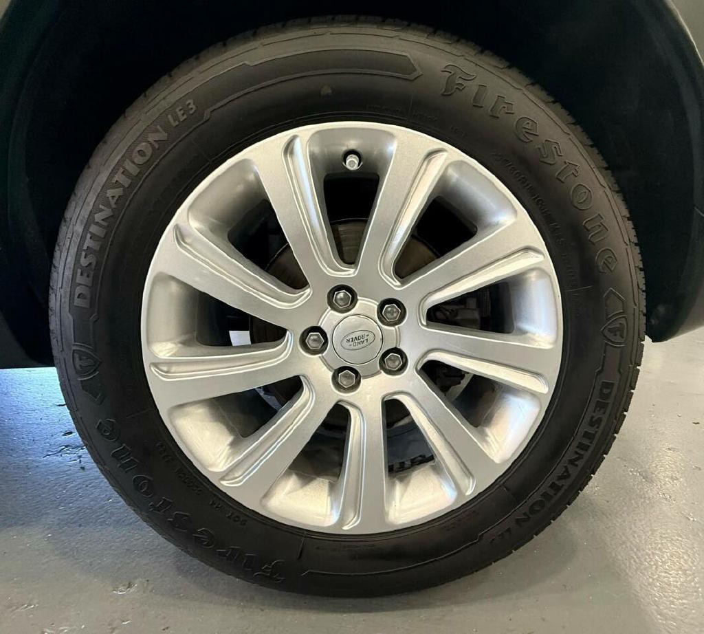 2017 Land Rover Discovery Sport Image 37