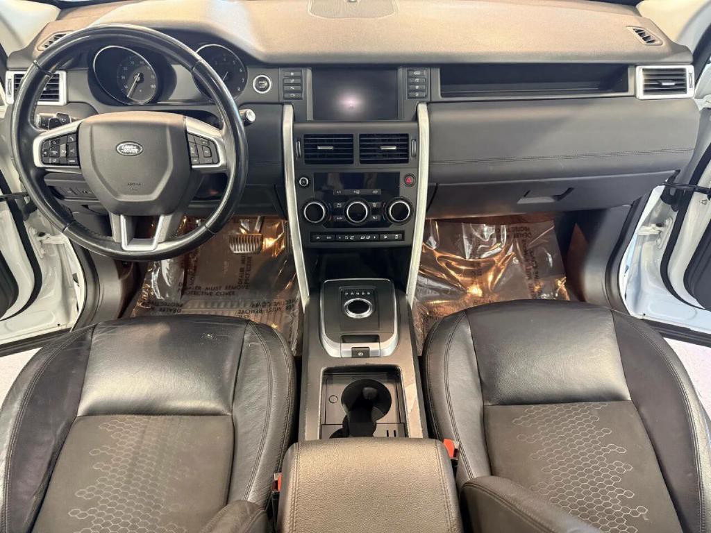 2017 Land Rover Discovery Sport Image 38