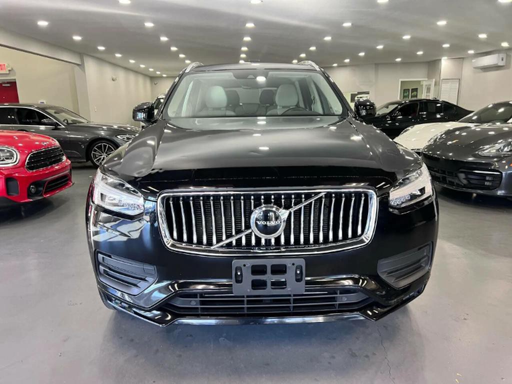 2020 Volvo XC90 Image 2