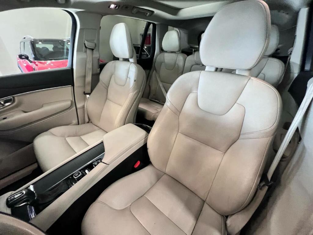 2020 Volvo XC90 Image 10