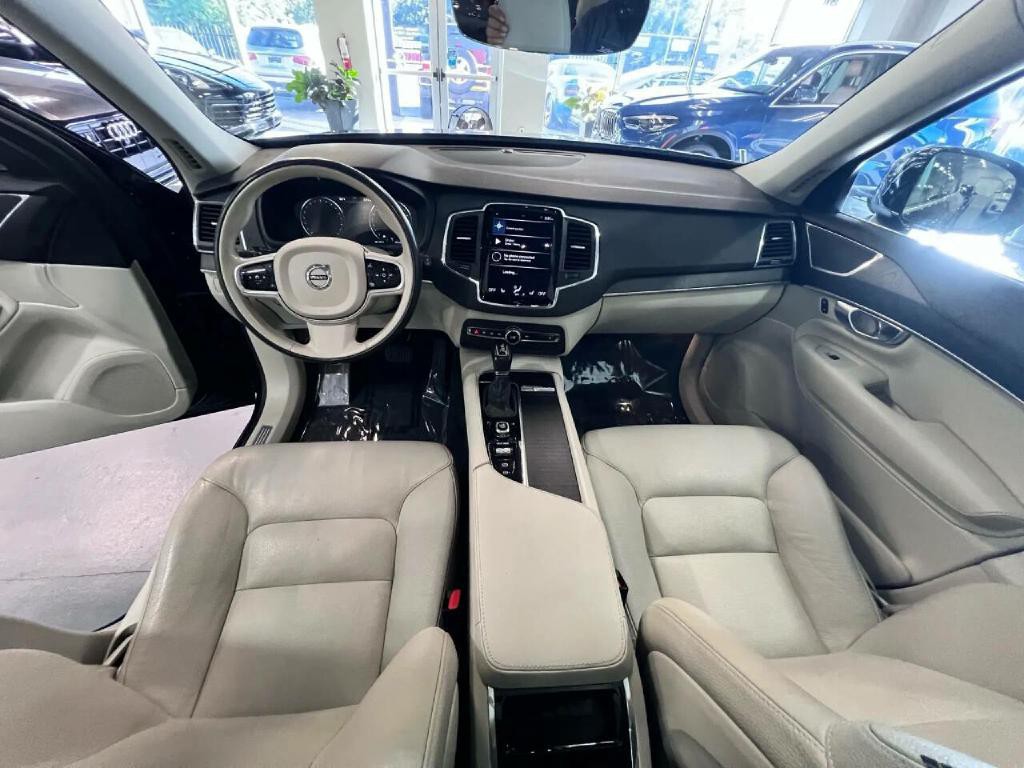 2020 Volvo XC90 Image 15
