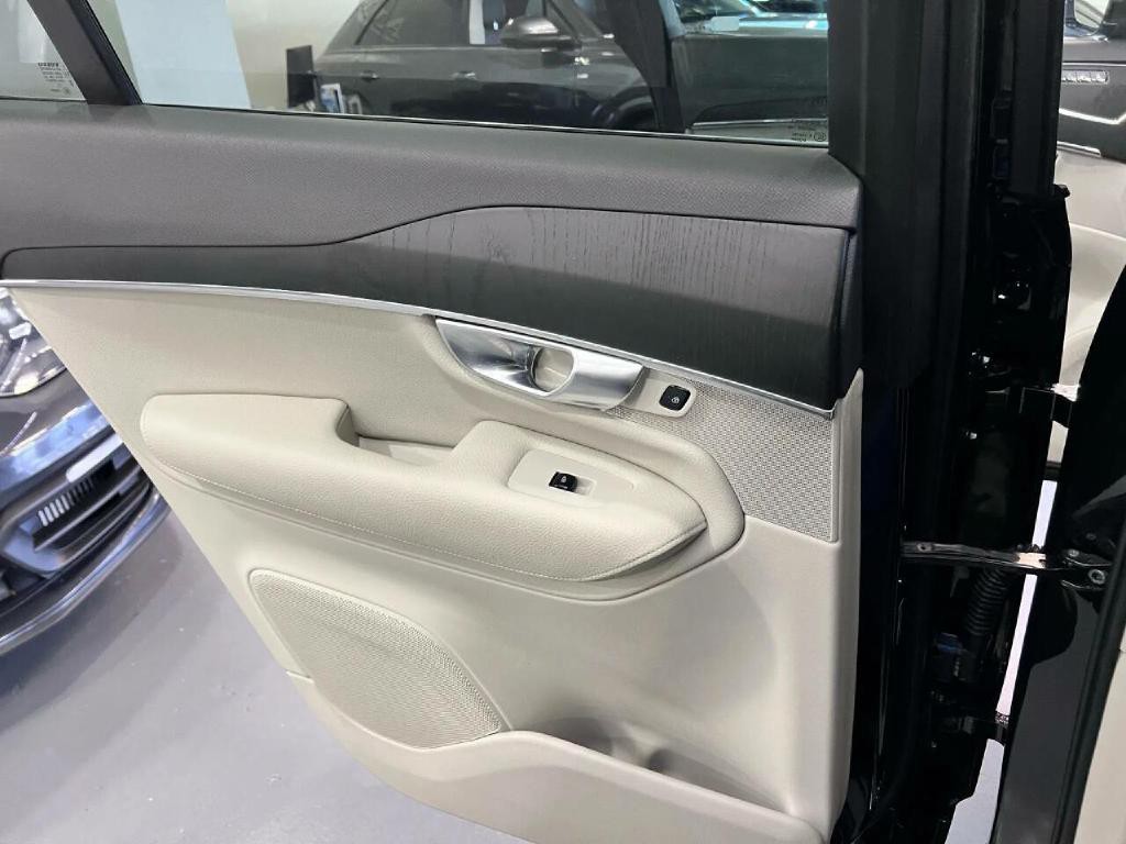 2020 Volvo XC90 Image 22