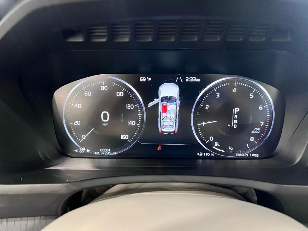 2020 Volvo XC90 Image 31