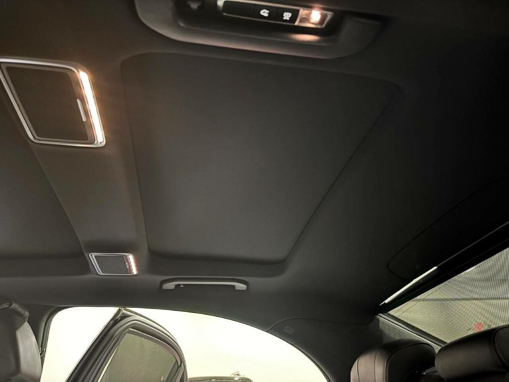 2018 Mercedes-Benz S-Class Image 21