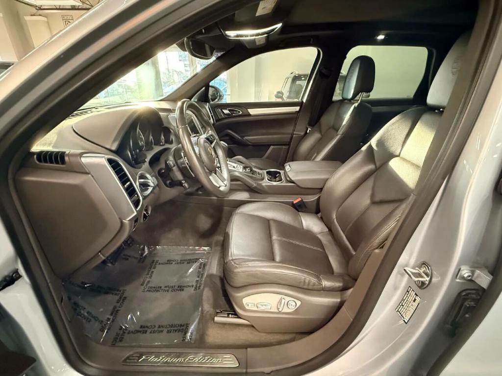 2017 Porsche Cayenne Image 7