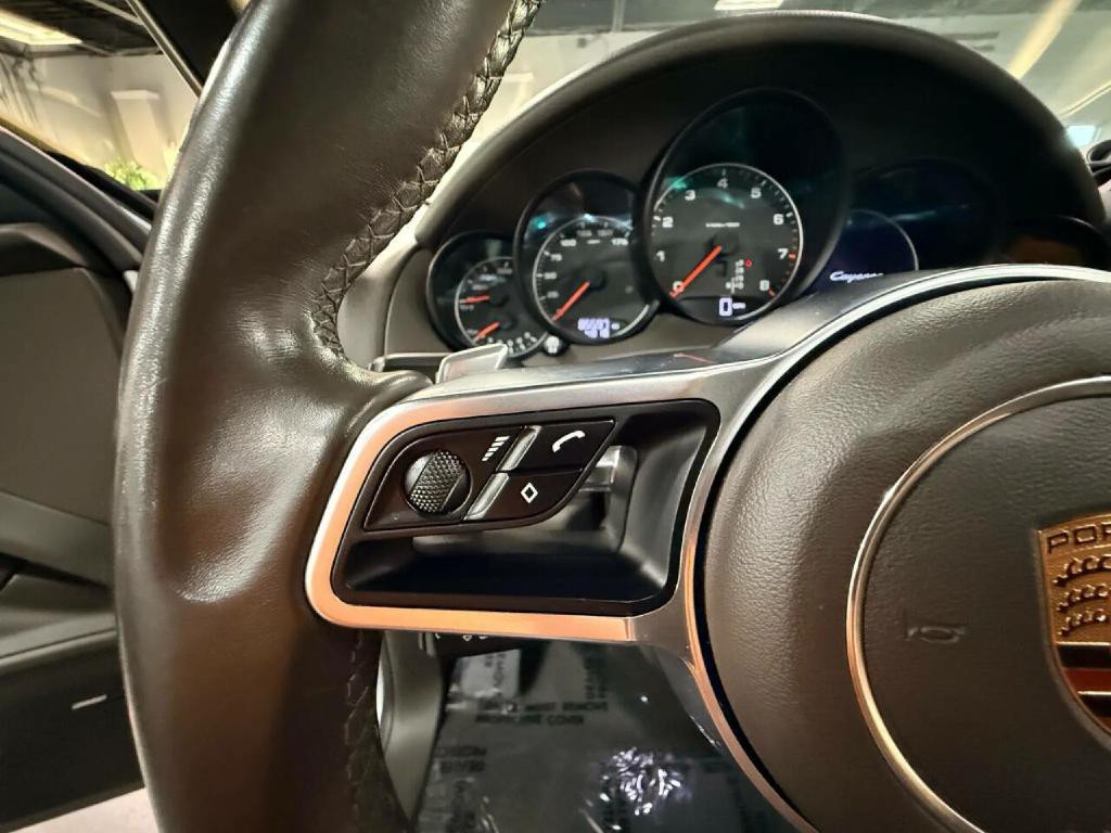 2017 Porsche Cayenne Image 23