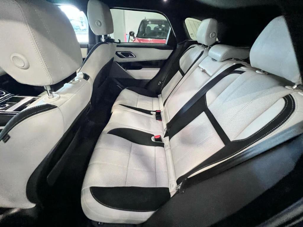 2019 Land Rover Range Rover Image 12