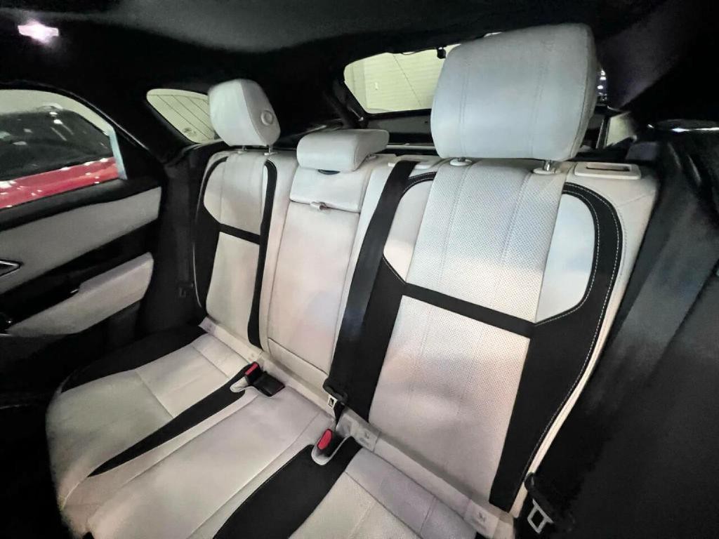 2019 Land Rover Range Rover Image 13